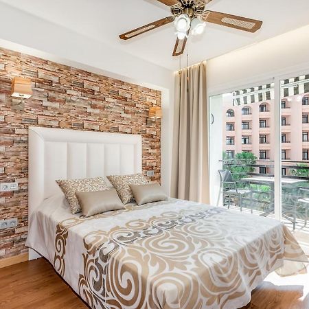 New 1 Bedroom Apartement On The Sea In Marbella. Kültér fotó