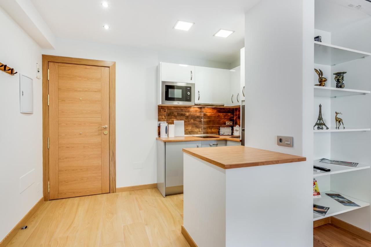 New 1 Bedroom Apartement On The Sea In Marbella. Kültér fotó