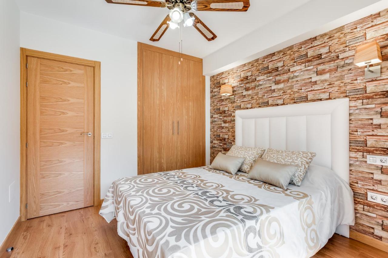 New 1 Bedroom Apartement On The Sea In Marbella. Kültér fotó